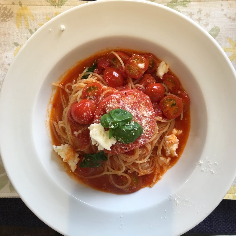 ゴロゴロトマトのパスタ(海to大地 （ウミトダイチ）)