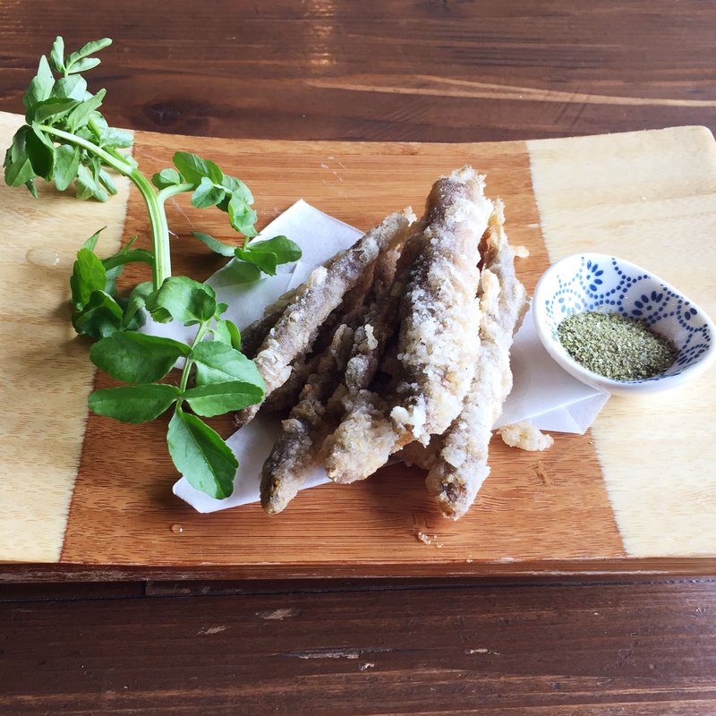 どじょうの天ぷら(山椒の木)