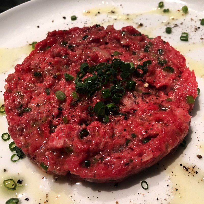 タルタルステーキ(ユーゴ・デノワイエ 恵比寿店 （HUGO DESNOYER）)