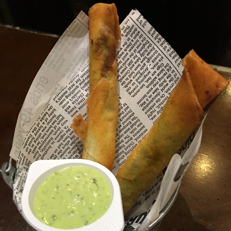 バジル香るグリーン春巻き(ハブ浅草店)