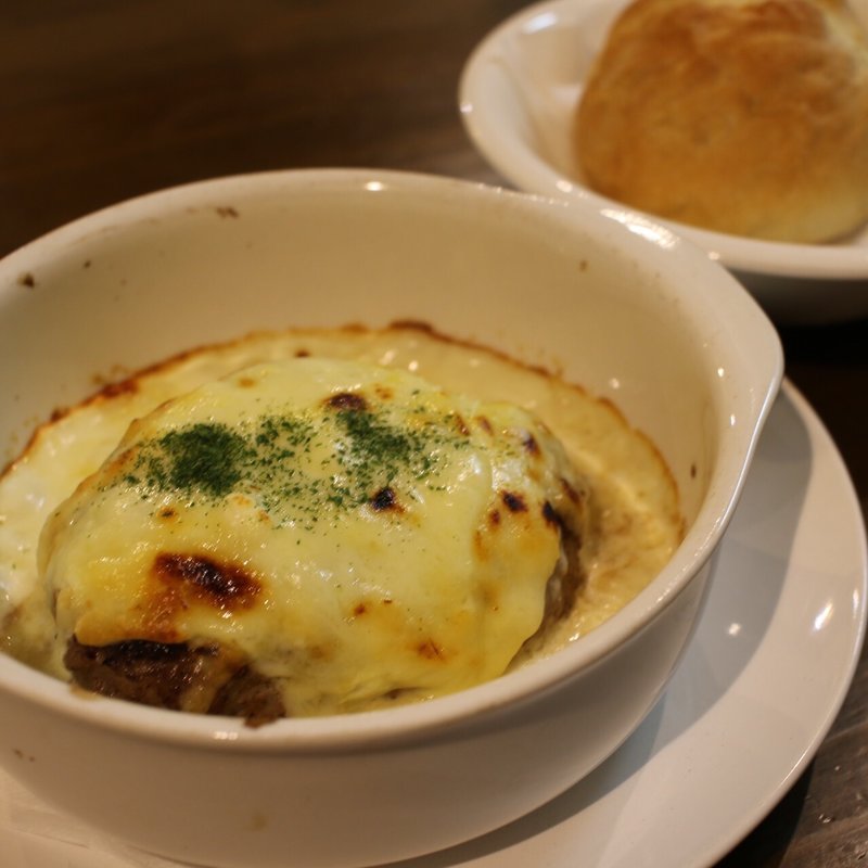 クリームチーズハンバーグ(meong食堂)