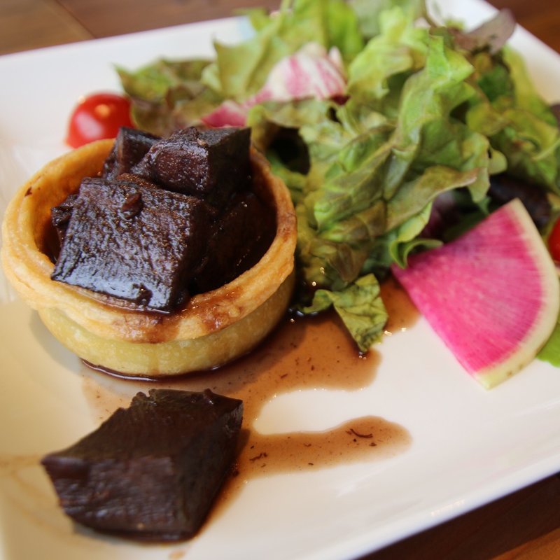 ビーフシチュー(quiche yoroizuka)