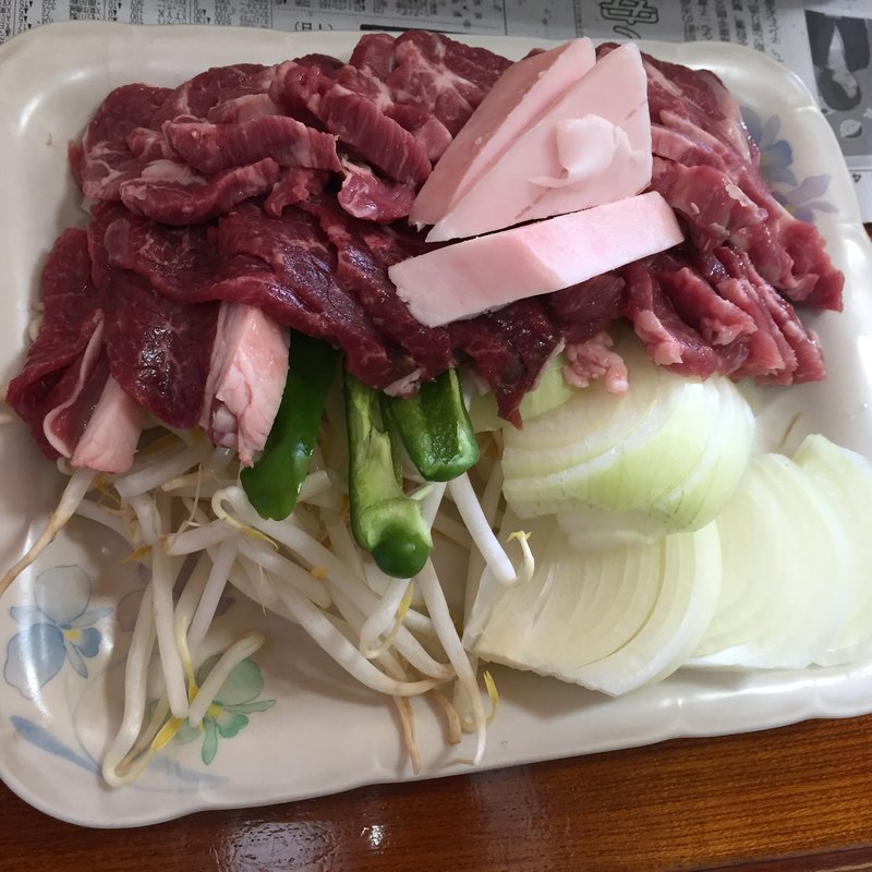 マトンの肩ロースとモモ(あんべ )