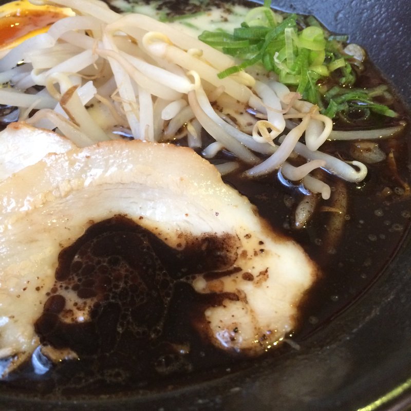 薫(伝統熊本豚骨 伝)