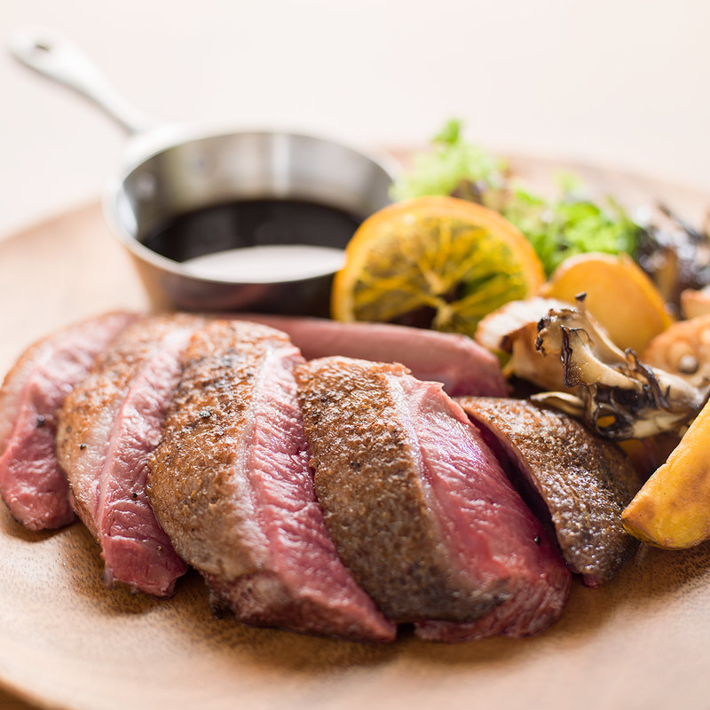 鴨肉のロティ(sumile TOKYO （スミレトウキョウ）)