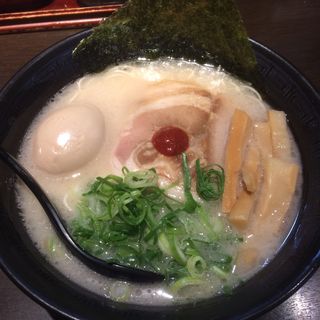 味玉とんこつだるま麺(壱角堂 池袋西口店)
