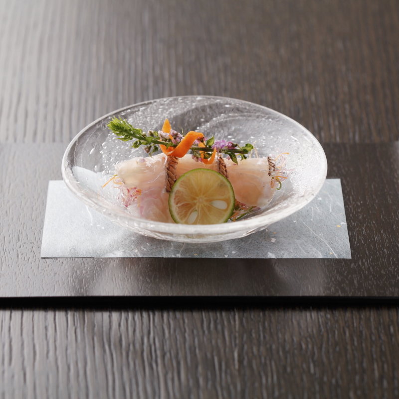 真鯛のお造り(ケンゾー エステイト ワイナリー 六本木ヒルズ店)