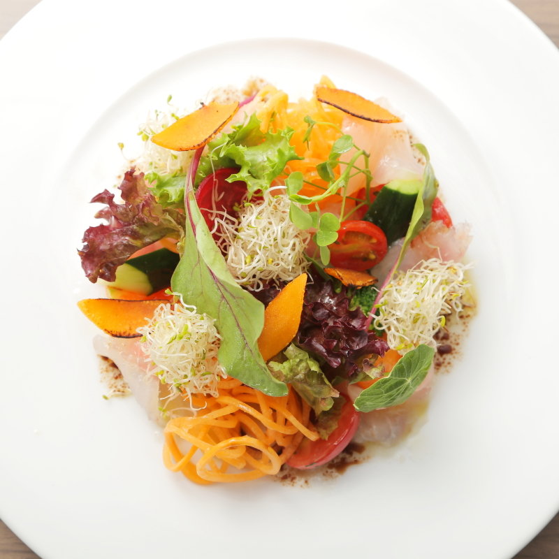 鮮魚のカルパッチョ　野菜仕立て(AL Fortuna(アル フォルトゥーナ))