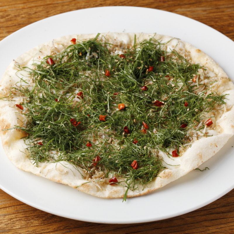 しらすのピッツァ(最高級個室カラオケ マンシーズトウキョウ)