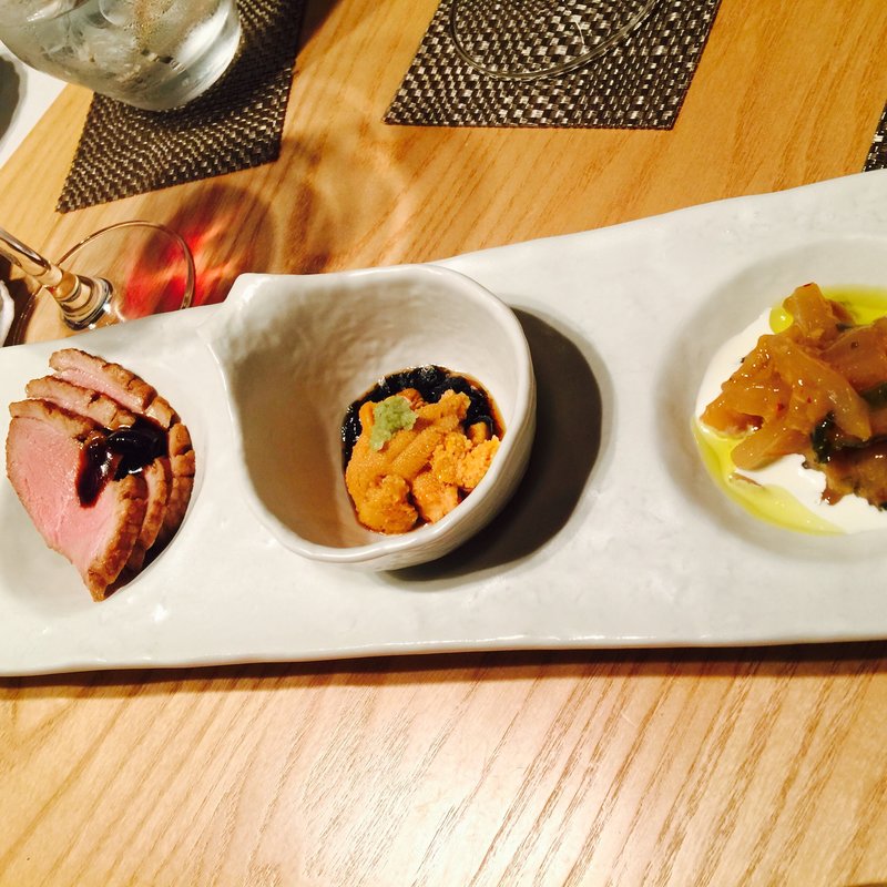 3点盛り(合鴨ロース煮・生雲丹と海苔の佃煮・・・)(割烹・縮)