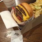 In-N-Out Burger doubledouble animalstyle(食人 )