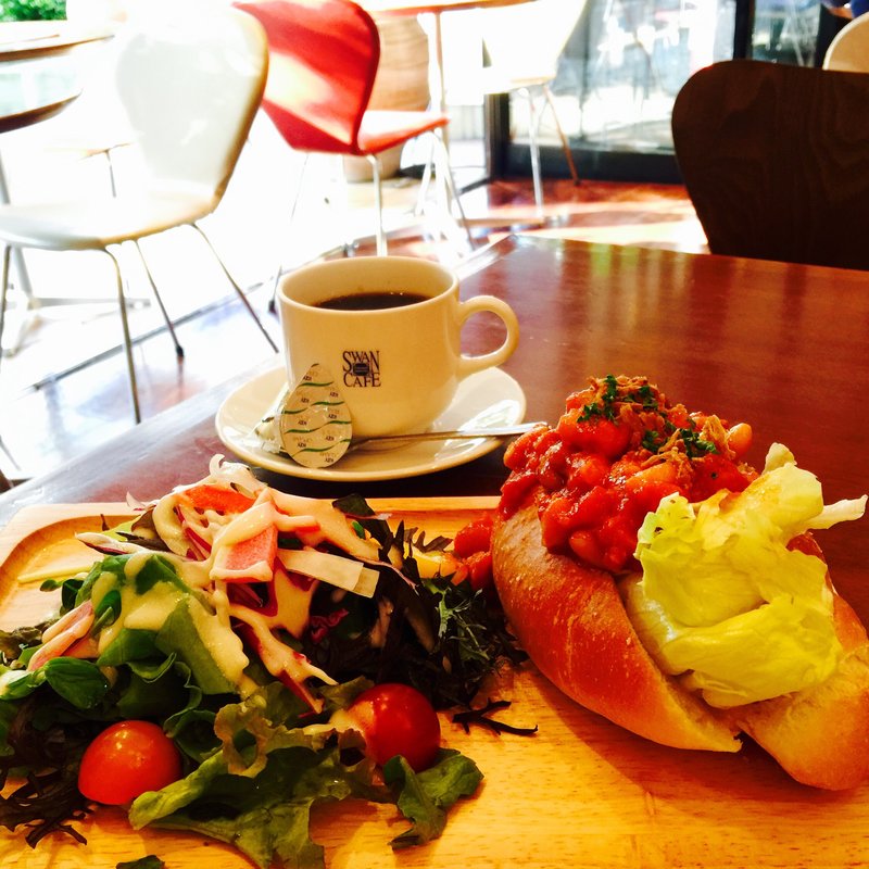 チリビーンズホットドッグ(スワンカフェ 銀座店)