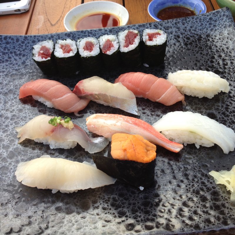 にぎり寿司盛り合わせ(さくら)