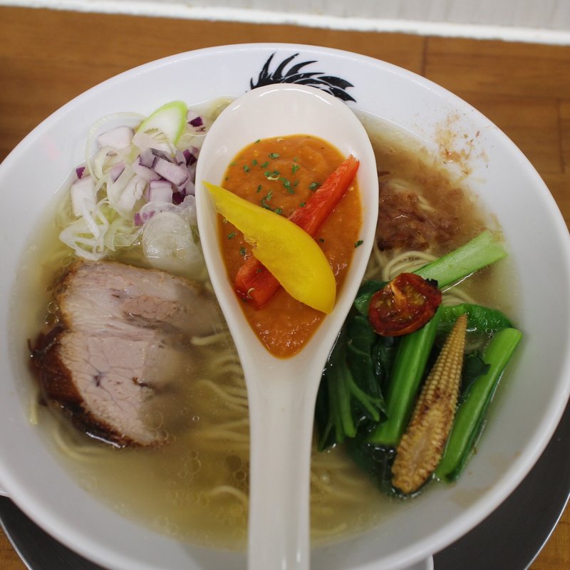本枯れ節と赤茄子の麺～和洋折衷～(ラーメン専科 竹末食堂)