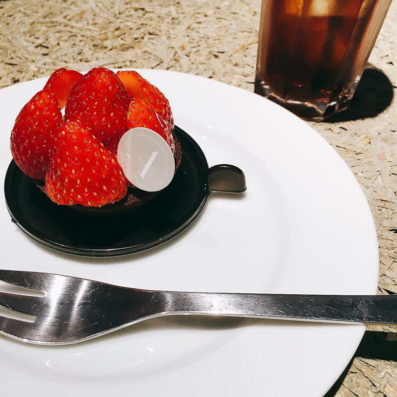 季節のタルト(PATISSERIE ASAKO IWAYANAGI)