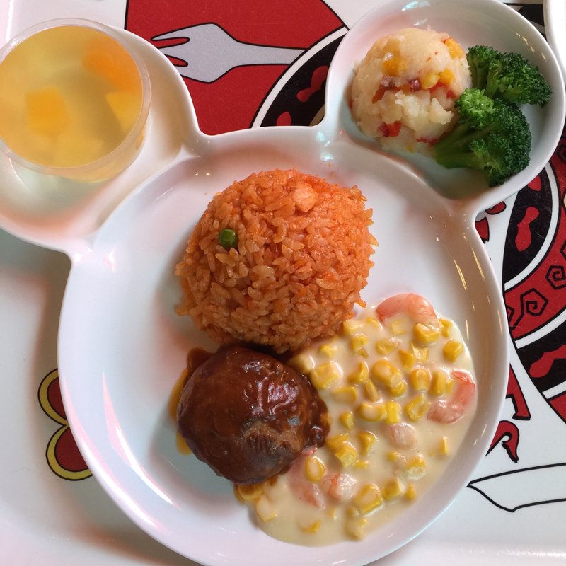 (S.S.コロンビア・ダイニングルーム)