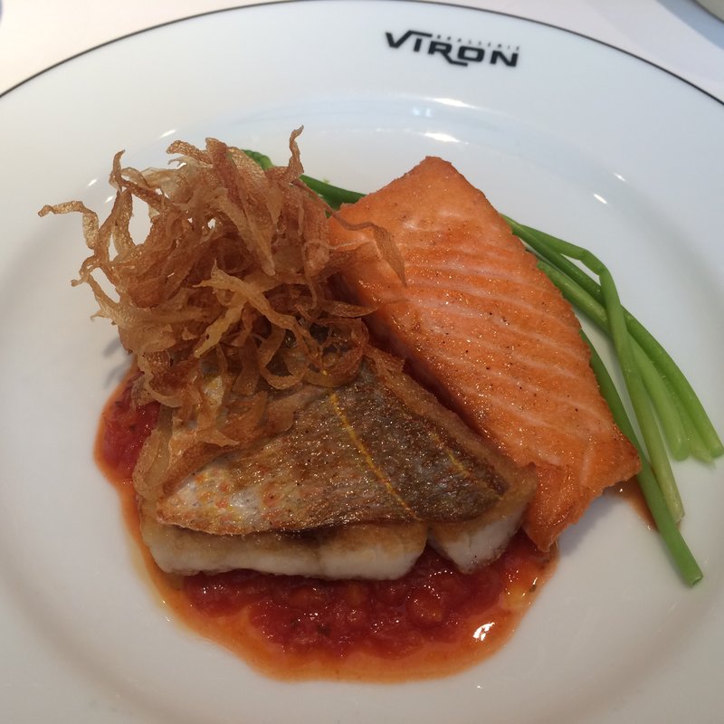 鮮魚のポワレ(ブラッスリー・ヴィロン 渋谷店)