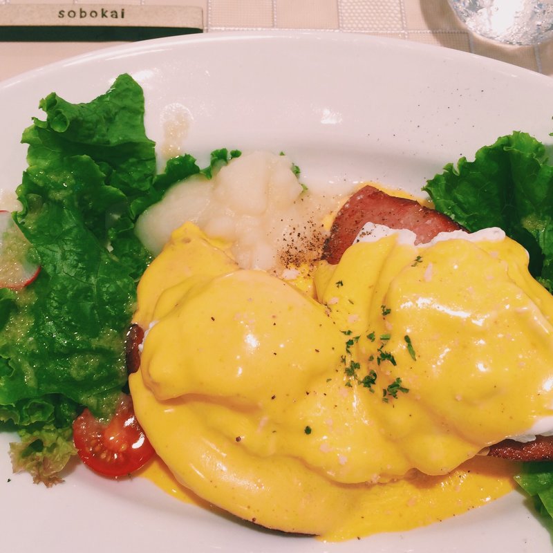 エッグベネディクト(sobokai)