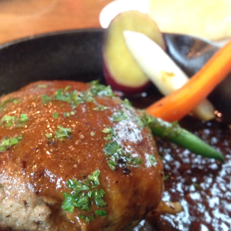 ハンバーグ(ボンボリ )