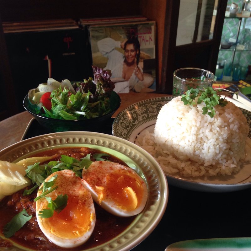 サバとレモンのカレー(喫茶ゆすらご )