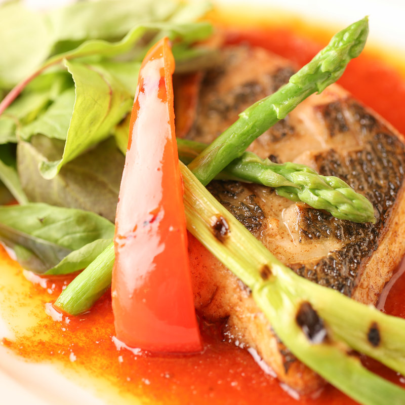 鰆のポワレ(ルスティカネラ （RUSTICANELLA）)