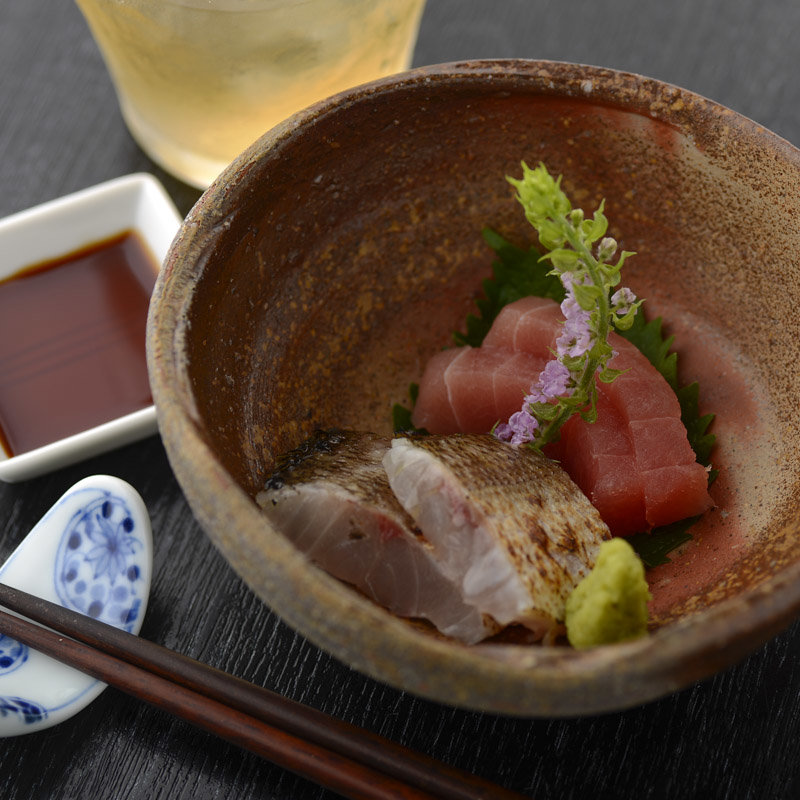 鮮魚の造り(和食と串揚げ 六角亭 （ろっかくてい）)