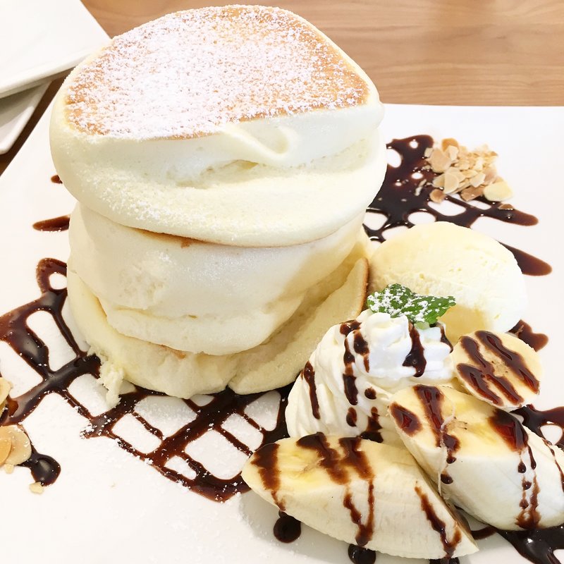 チョコバナナパンケーキ（プラス150円でドリンク付き）(fleur （フルール）)