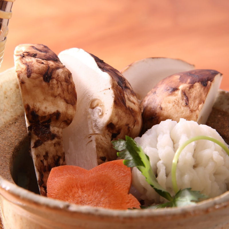 土瓶蒸し(すし 鯔せ)