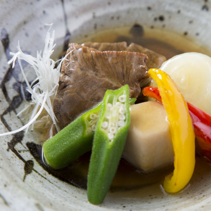 牛タンの煮付け(割烹・鮨 ます水)