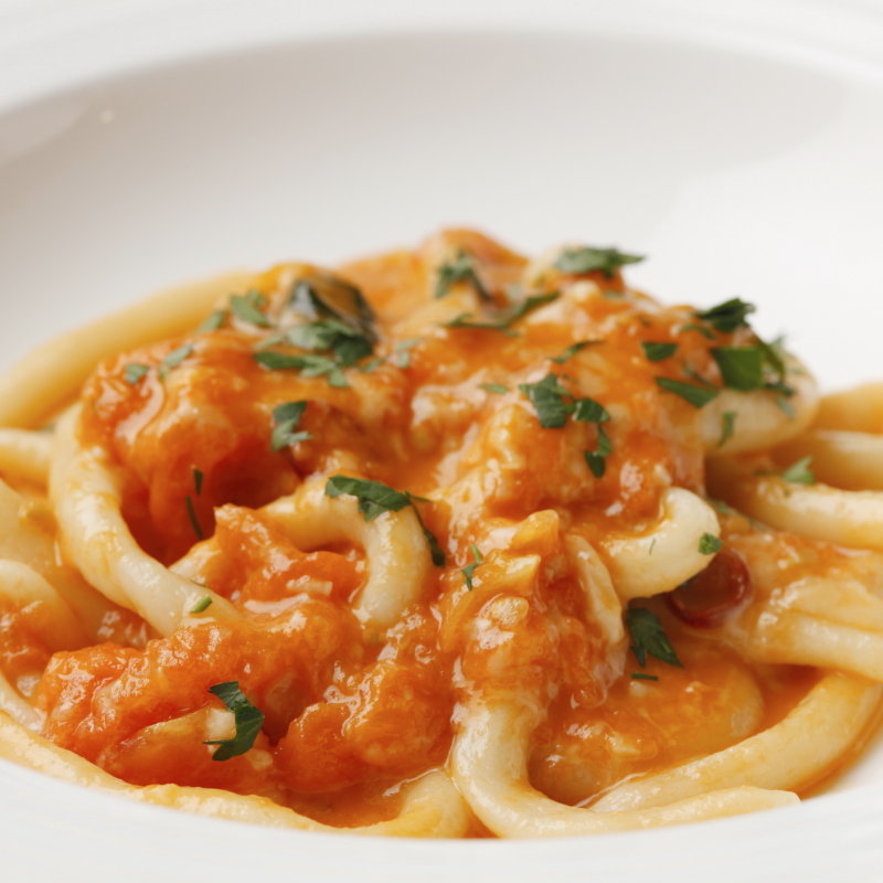 フレッシュトマトのパスタ(アッラ クッチーナ クリオーザ （ALLA CUCINA CURIOSA）)