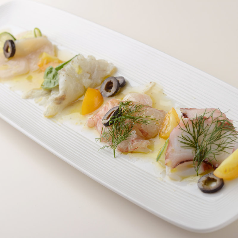 鮮魚のカルパッチョ(カリエラ)