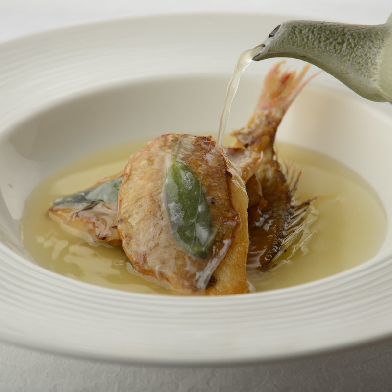 金目鯛のグリル　出汁(タヴェルナグスタヴィーノ)