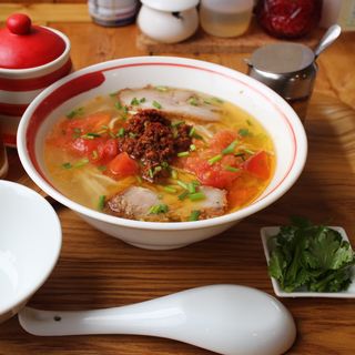 トムヤムらーめん 豚(らーめんあたりや)