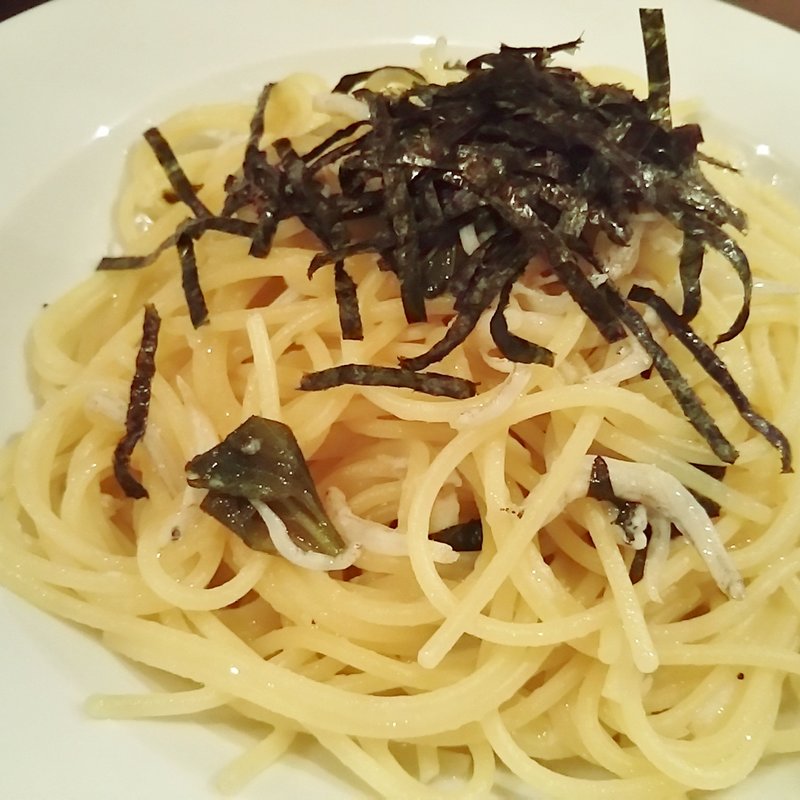 しらすと大葉のペペロンチーノ(エノテカ ポポラーレ （ENOTECA POPOLARE）)