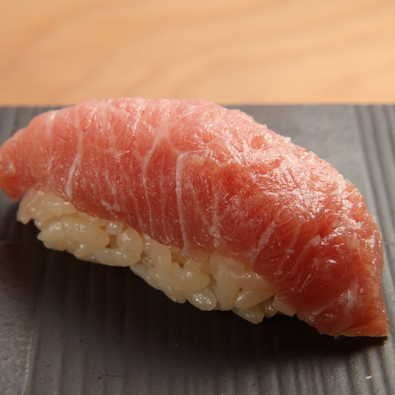 トロの握り(寿司 粋人舎)