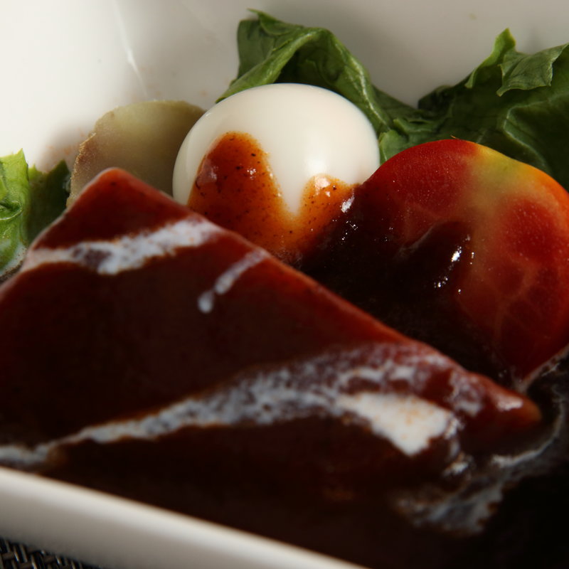 豚の角煮(炭焼ステーキ 末廣 （すえひろ）)