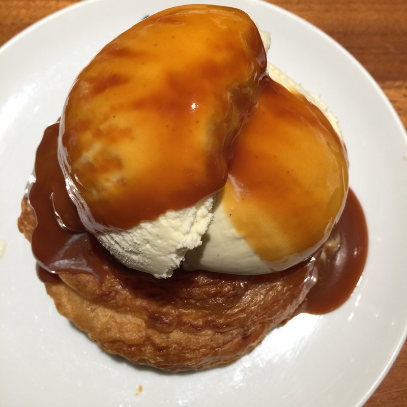 アップルパイアラモード(SHUTTERS ルミネ横浜)