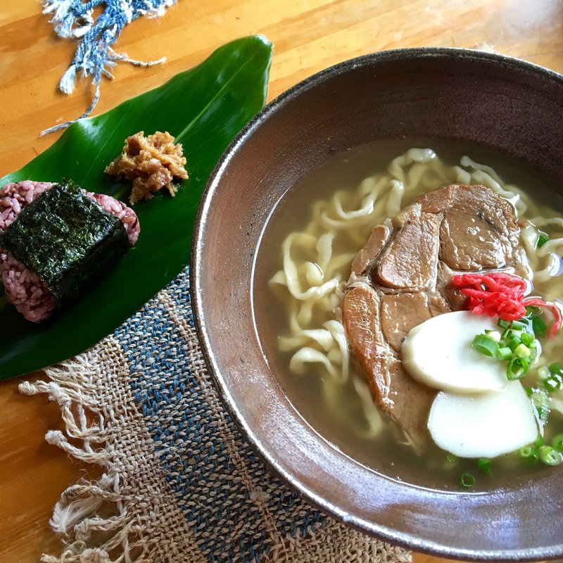 木灰すばと古代米おにぎりのセット(てんtoてん)