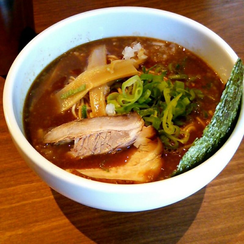 濃厚ラーメン 黒丸(RAMENマッハ)