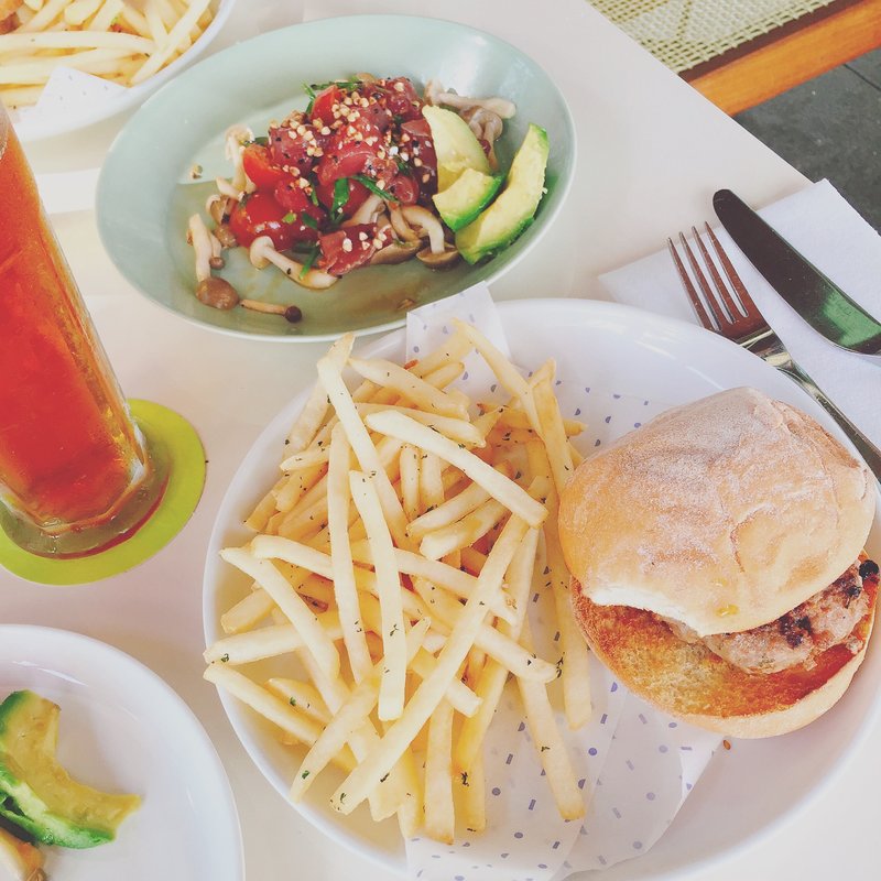 ハンバーガー(Bills Waikiki)