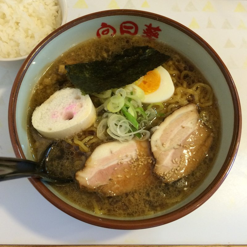 しょうゆらーめん(ラーメン向日葵 （ひまわり）)