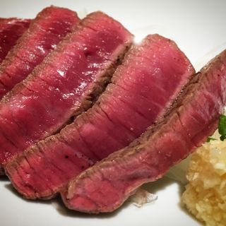 あか牛のタタキ(韓国旬菜ハル )