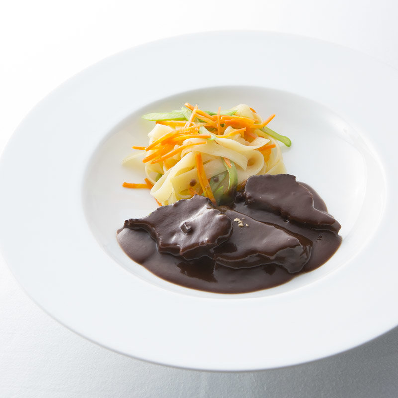 和牛の赤ワイン煮込み(ルベナトン)