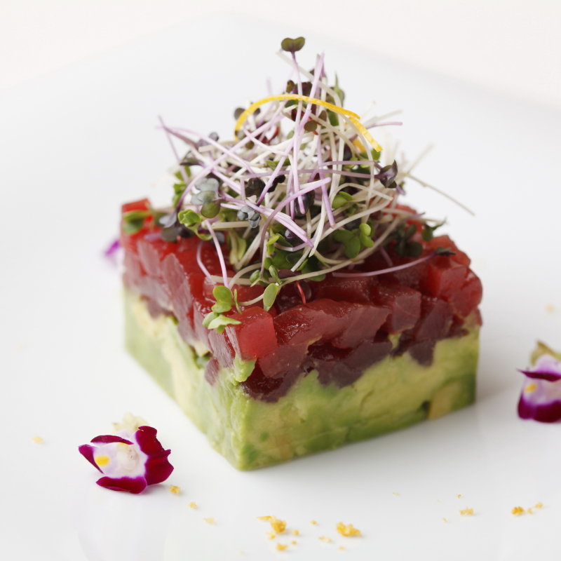 マグロとアボカドのタルタル(LAGUNA TERRACE　STELLA （ラグナテラスステラ）)