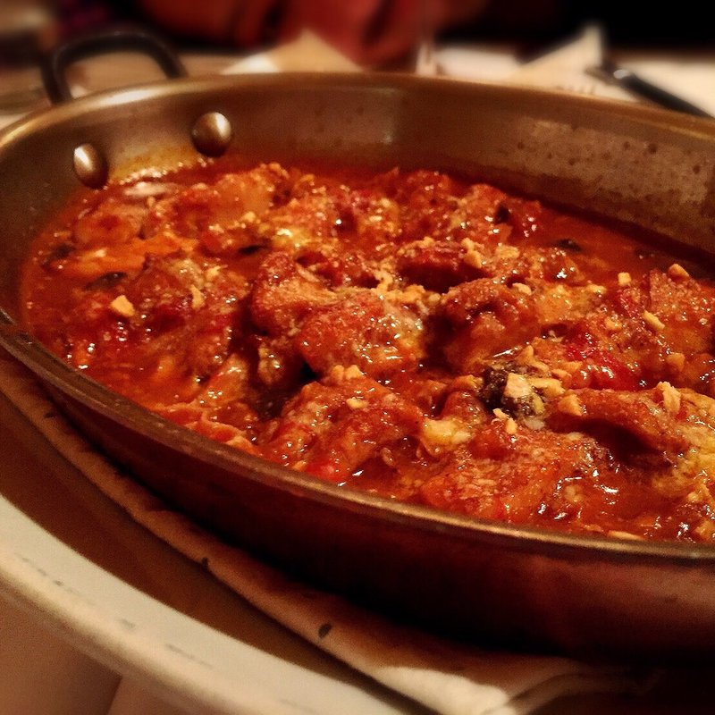 「シチリア風」仔羊トリッパと茄子アーモンドのトマト煮込み(トラットリア シチリアーナ・ドンチッチョ)