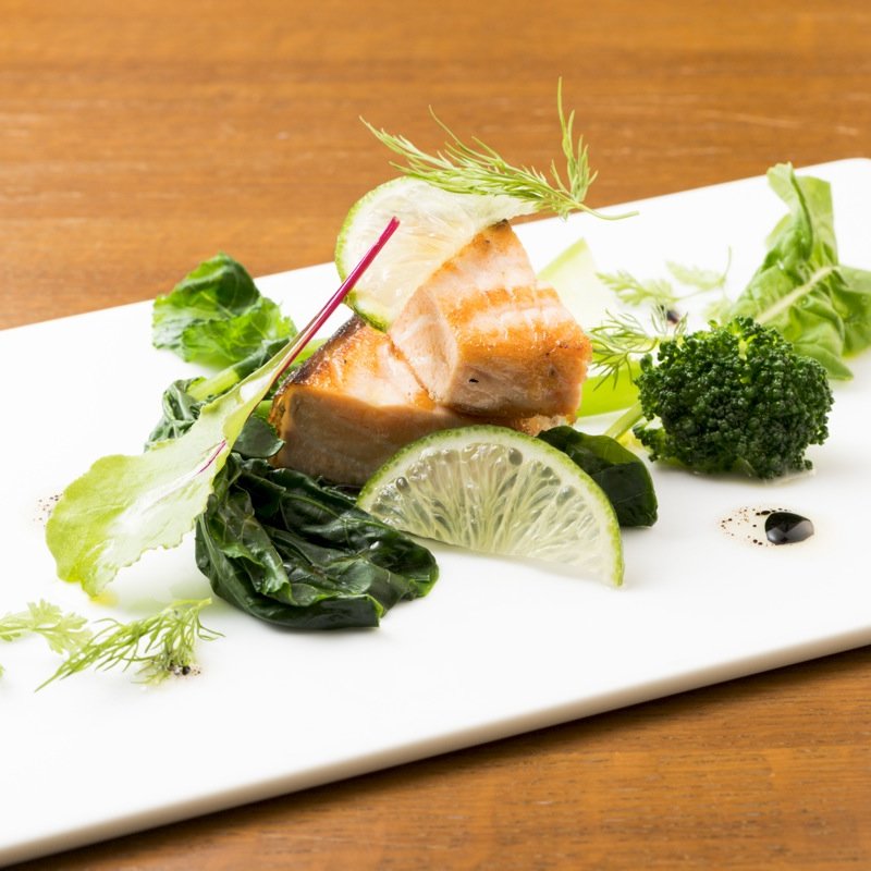 サーモンのムニエル(黒島 （KURO・SHIMA）)