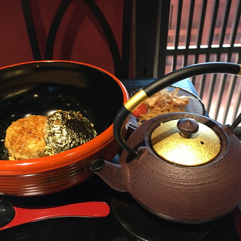 金箔だし茶漬け(茶房 やなぎ庵 )