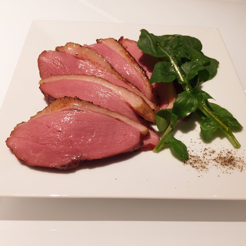 鴨の燻製と白ネギのソテー(Au Bord d'Eau Fukuoka オ・ボルドー・フクオカ)