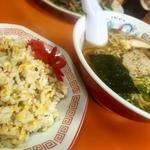 らーめん 半チャーハン(ふじいち食堂　吉原店)