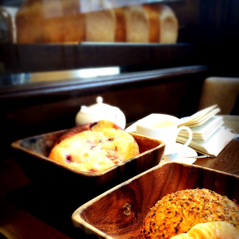 (Boulangerie et Cafe Main Mano)